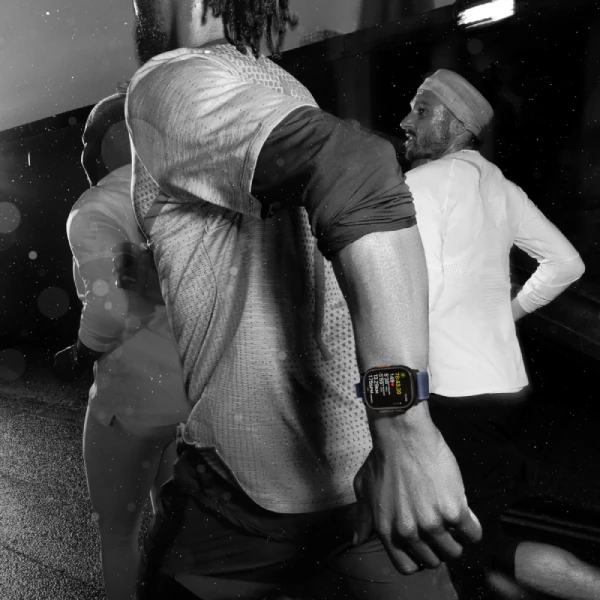 Apple Watch Ultra 2 GPS + Cellular 49mm Black Titanium Case  with Black Ocean Band