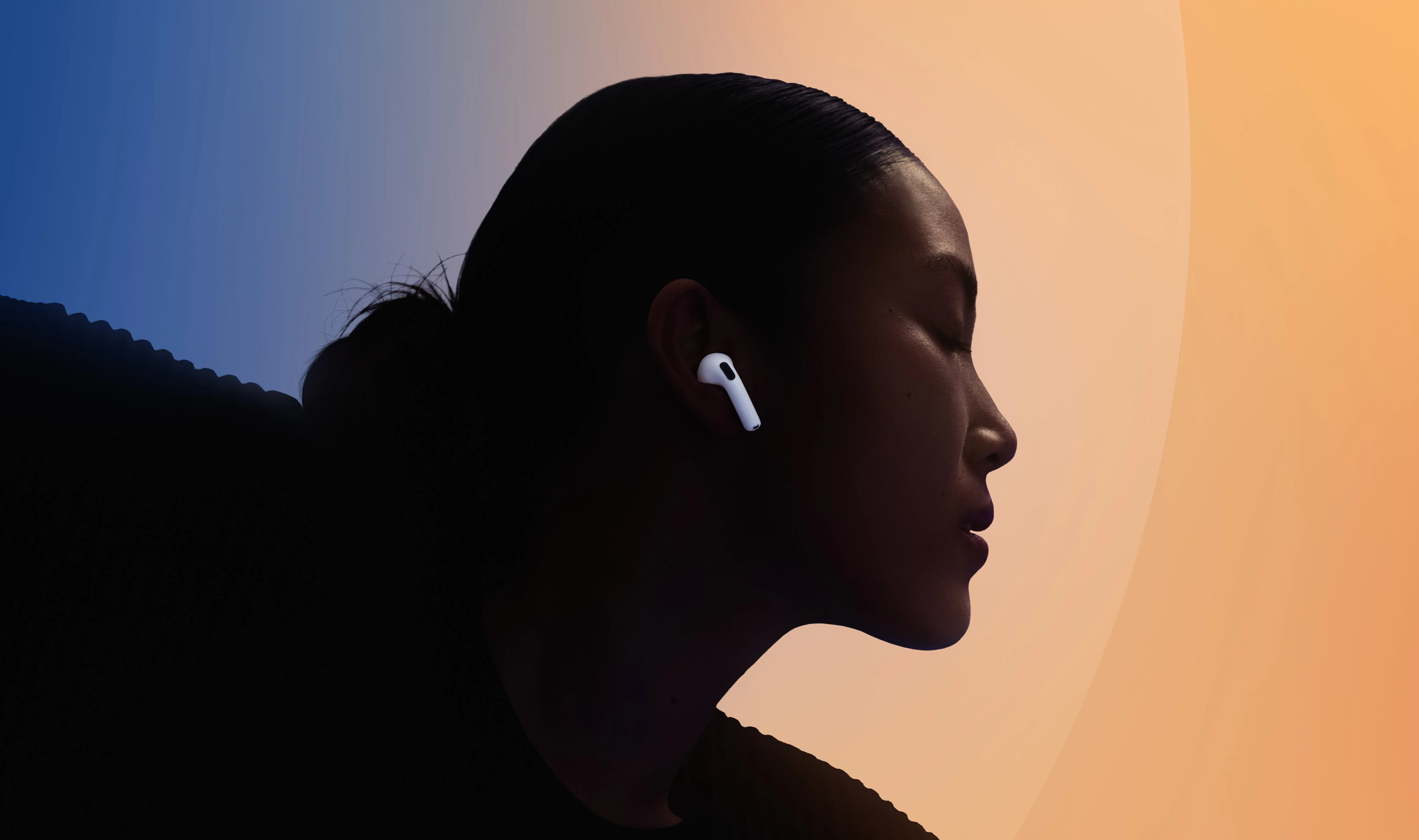 Apple AirPods 4 with Active Noise Cancellation (ANC)
