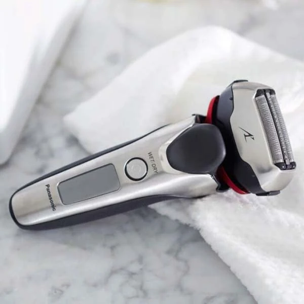 Panasonic ES-LT4N-S820